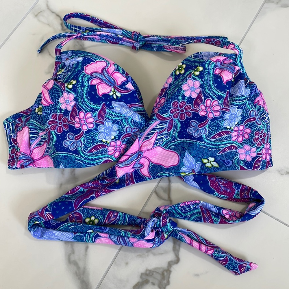 Victoria's Secret Floral Blue & Pink Halter Bikini Top